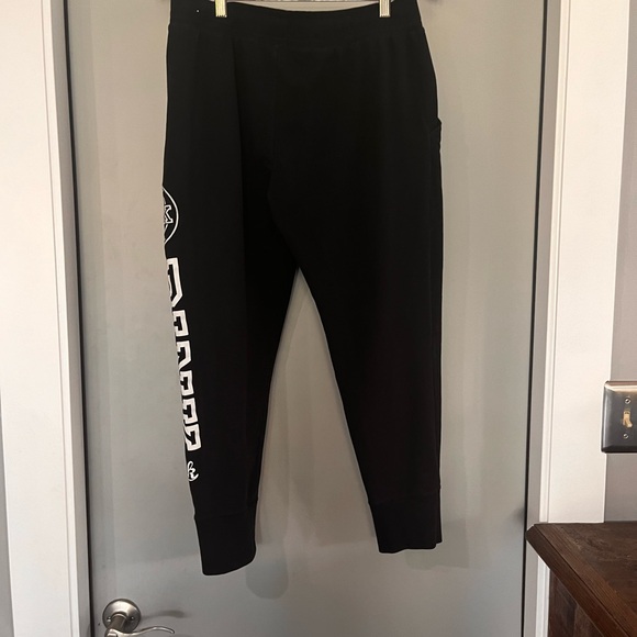 VS pink joggers - Picture 3 of 8